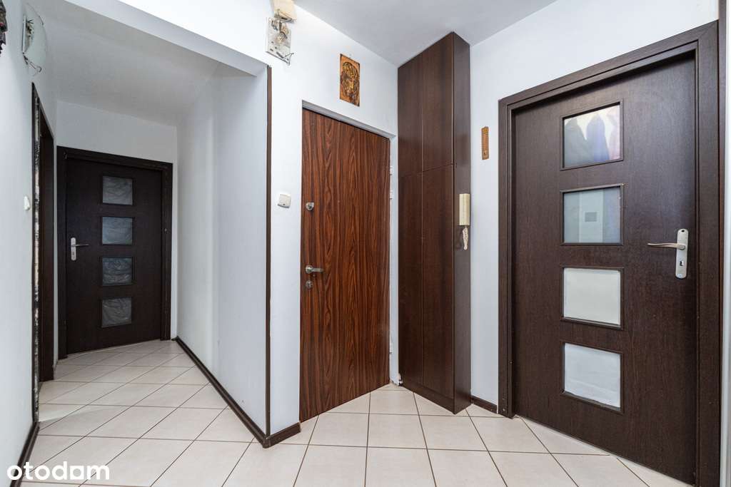 Okazja! 4 ustawne pokoje w topowej lokalizacji-1