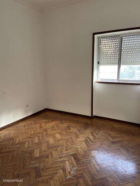 Moradia T3 - centro de Espinho - Grande imagem: 2/7