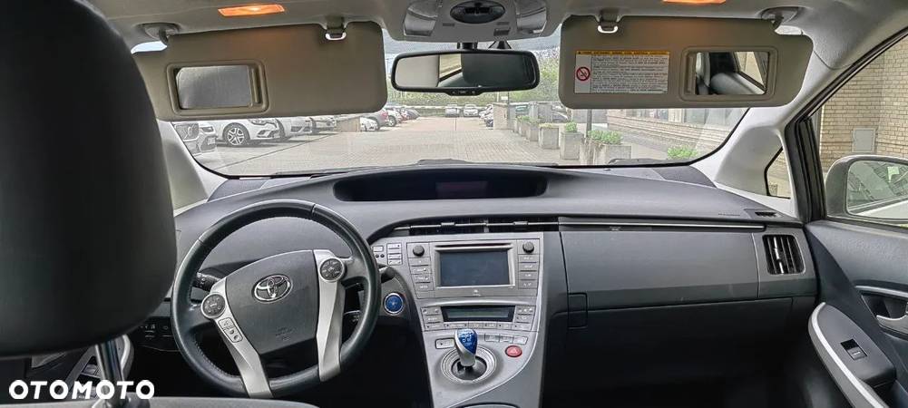 Toyota Prius - 8