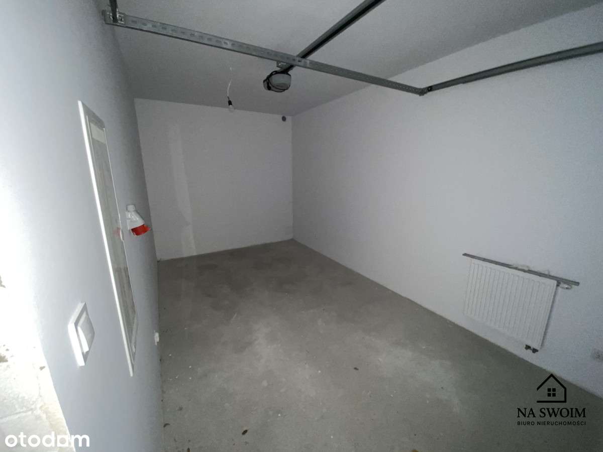 Nowoczesny dom z ogródkiem i garażem – 4 sypialnie-16