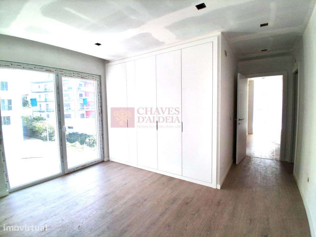 ERICEIRA - T2 COM TERRAÇO E VISTA MAR-3