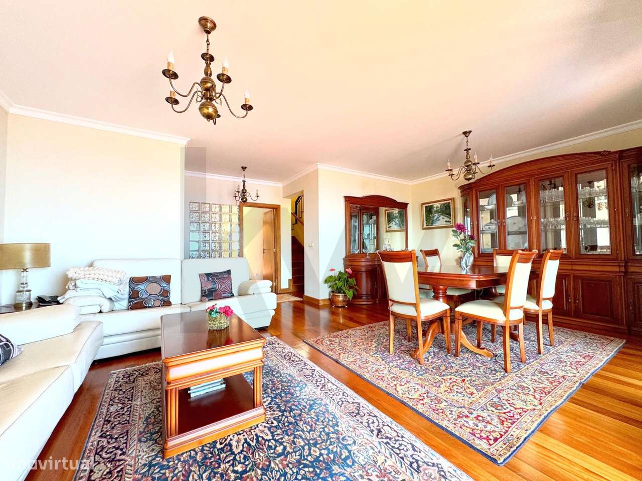 Moradia T3 com Vista Frontal para o Oceano – Câmara de Lobos - Grande imagem: 5/22