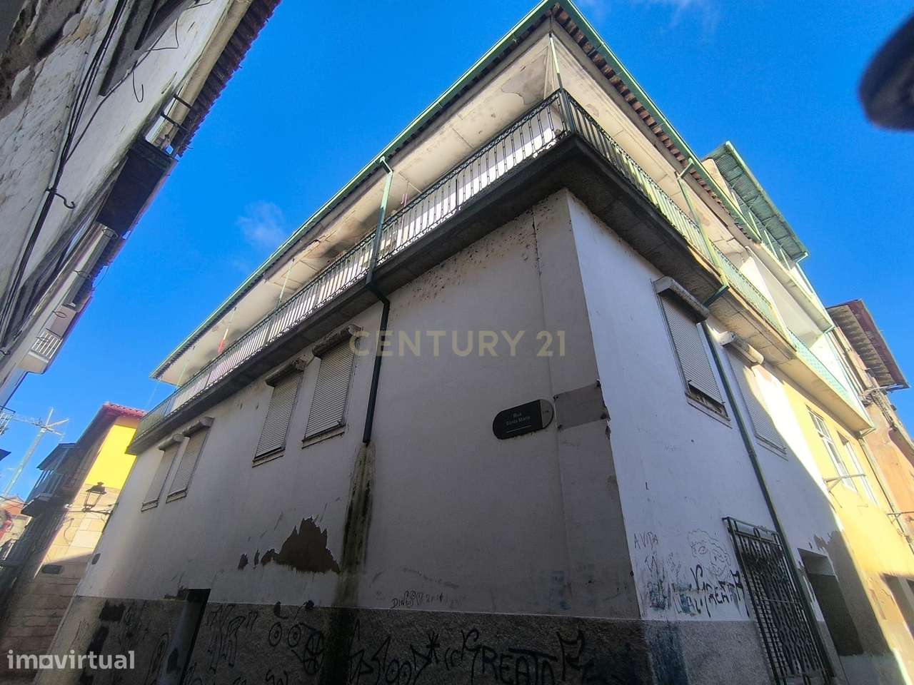 Prédio para reabilitação no centro histórico de Chaves - Grande imagem: 2/43