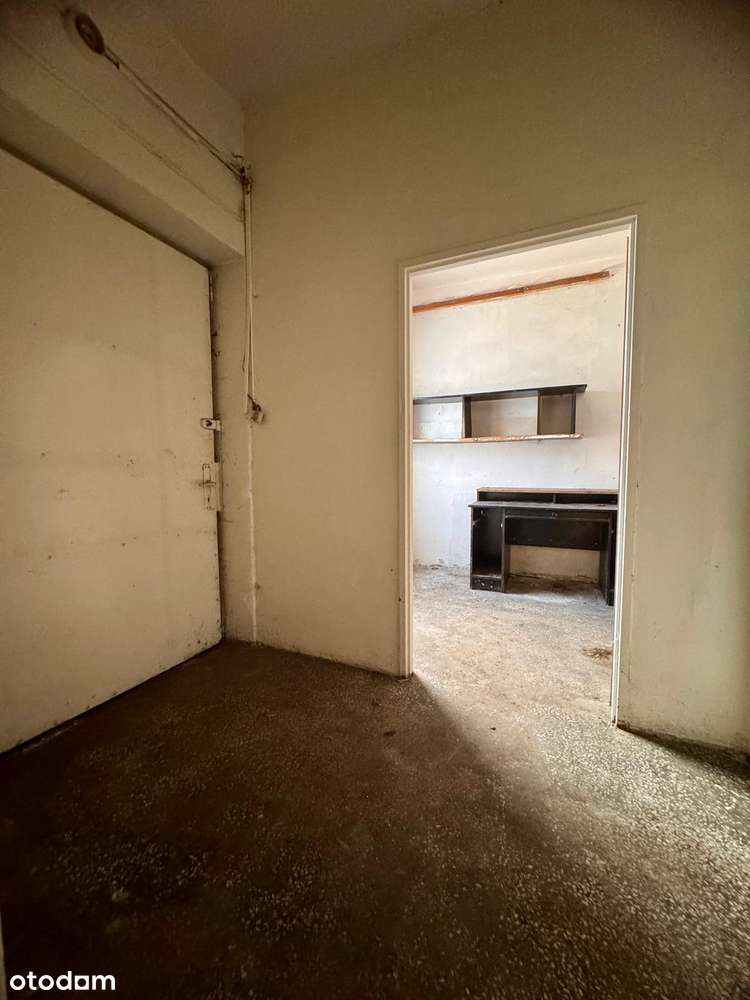 Chrzanów – budynek handlowo-usługowy, ul. 3 Maja - Pełny obrazek: 4/10