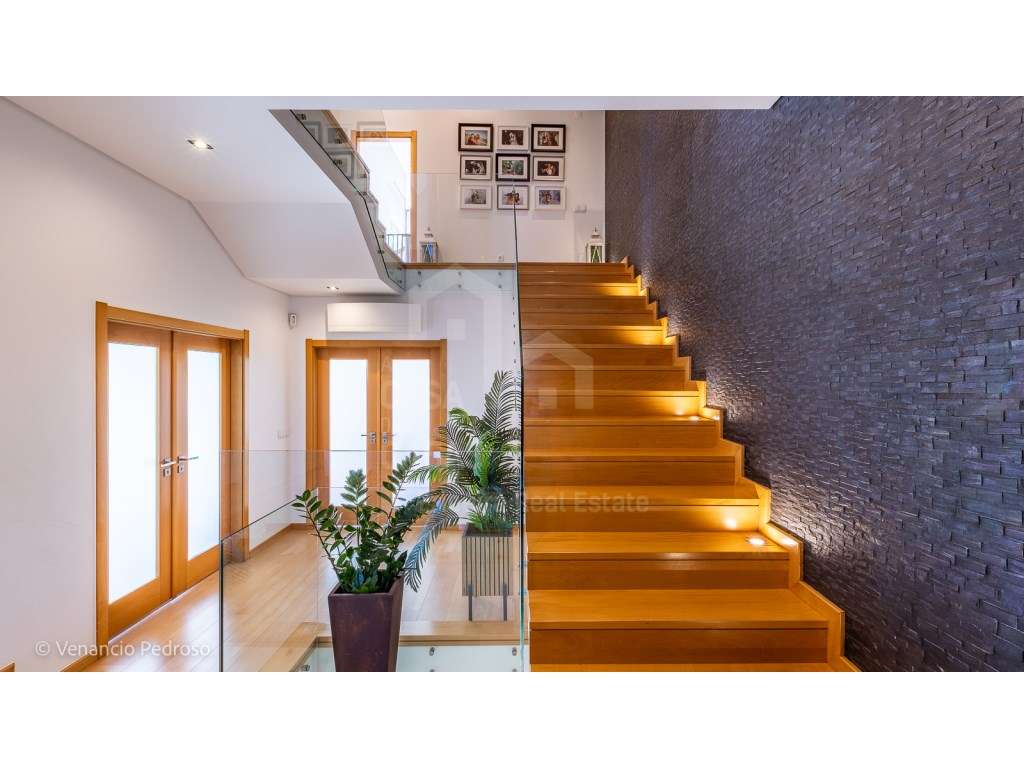 Vende Moradia T5 - Ericeira 3Km, A Casa das Casas - Grande imagem: 4/42