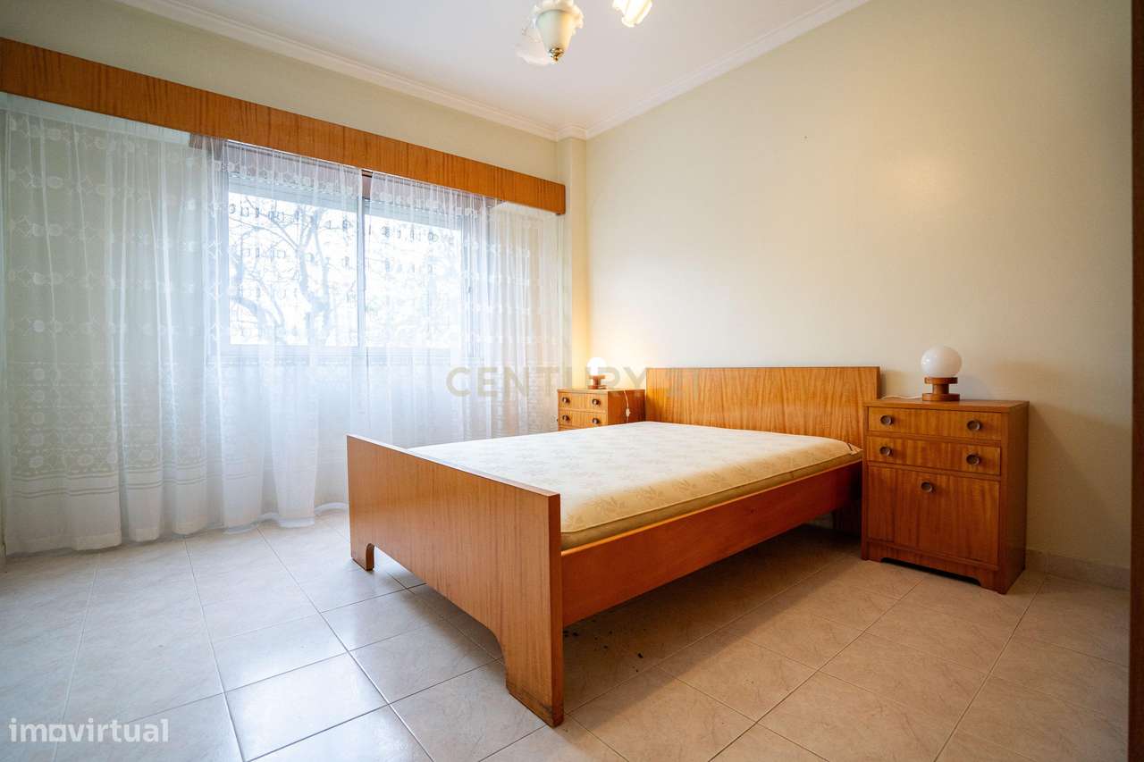 Apartamento T2 | 90 m² | Massamá-12