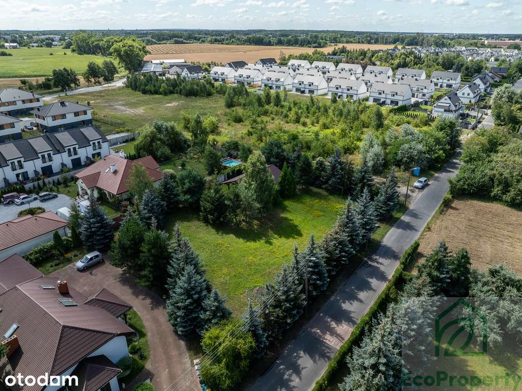 Cudowna ogrodzona drzewami, droga asfaltowa, Plan - Pełny obrazek: 4/14