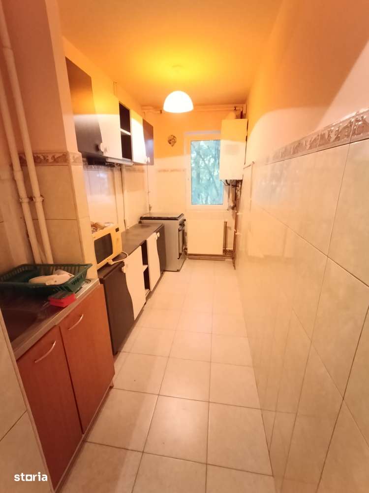 Apartament 2 camere cu centrala, Zona Romanilor.-3