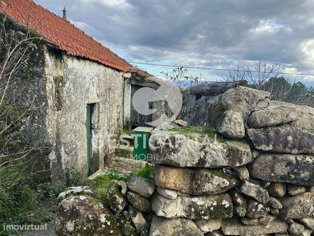 Moradia com quintal em Fandinhães, Marco de Canaveses - Grande imagem: 3/12