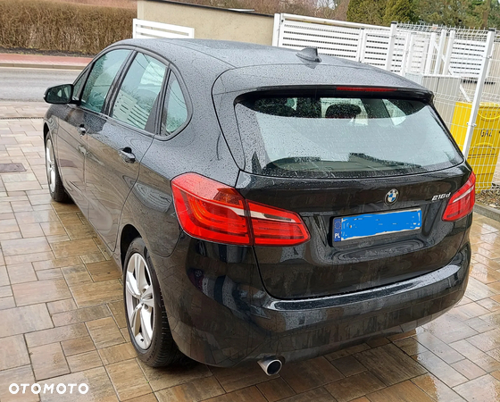 BMW Seria 2 218d - 8