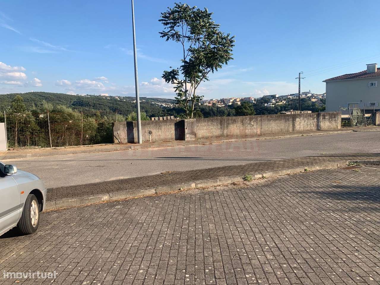 TERRENO COM PROJETO APROVADO PARA 2 MORADIAS NA MAINÇA - LORDEMÃO-8