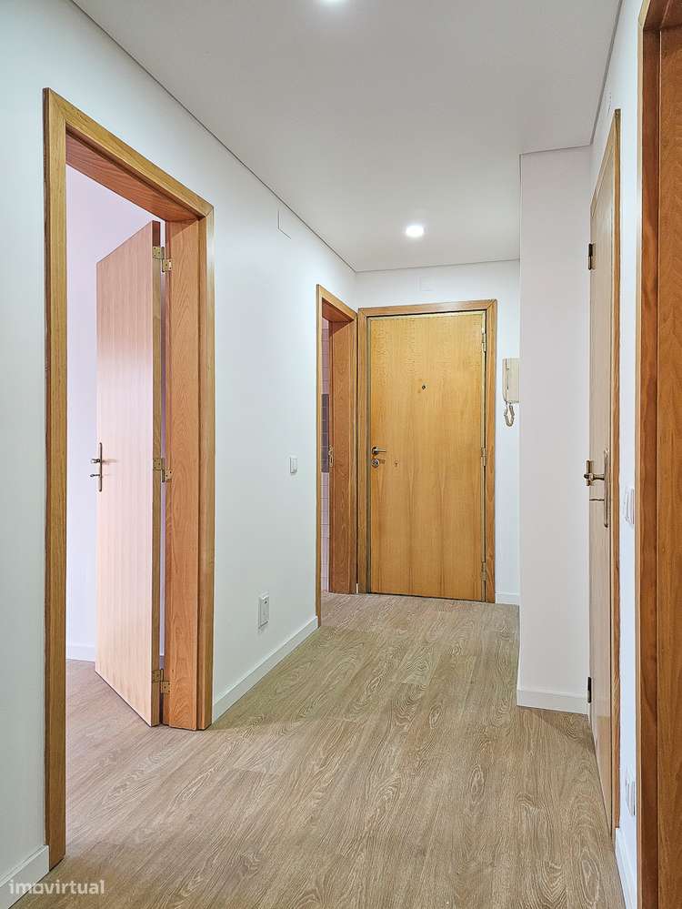 Apartamento Familiar Remodelado: Conforto e Comodidade na Sua Nova Cas-22