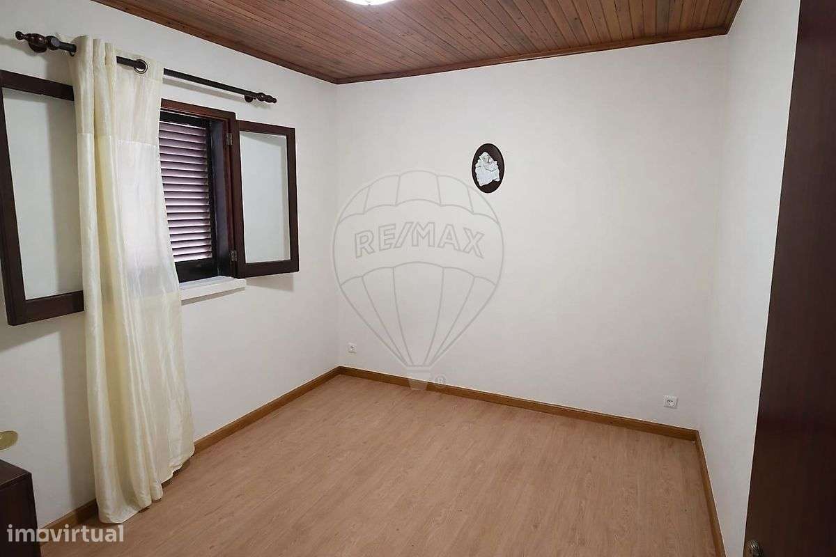 Moradia T2 para venda - Grande imagem: 3/12