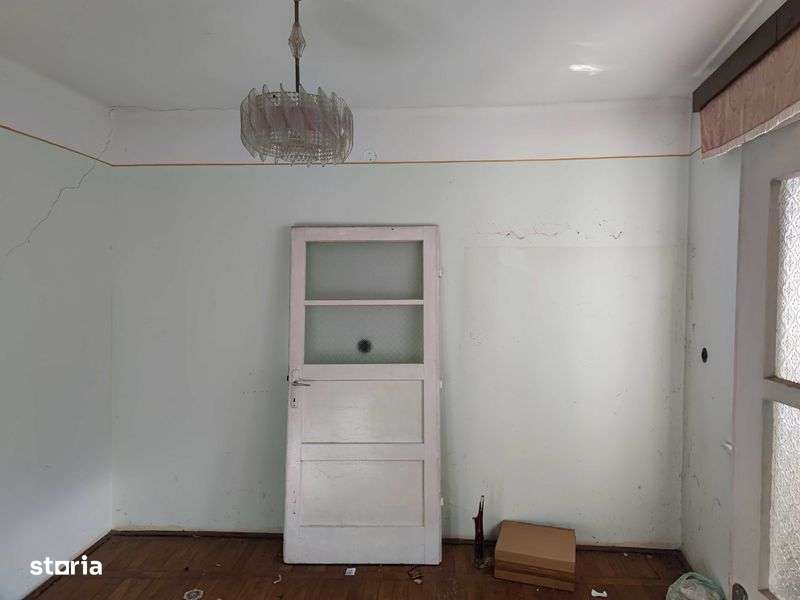 Casa de vanzare pe un nivel - Imagine principală: 4/7