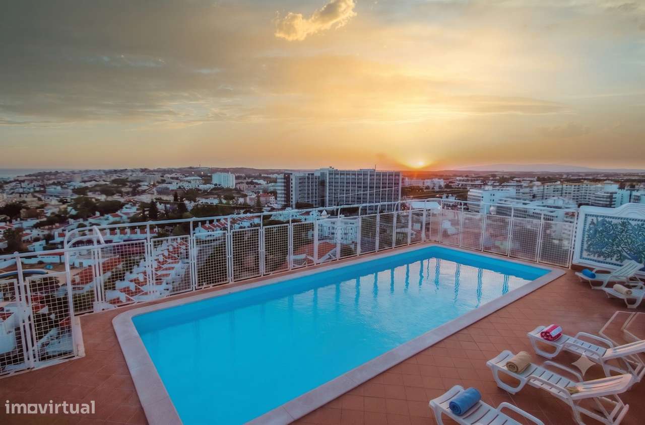 T4 no Algarve com Piscina Privativa e Vista Mar-9