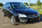 Ford Focus 2.0 Sport - 13