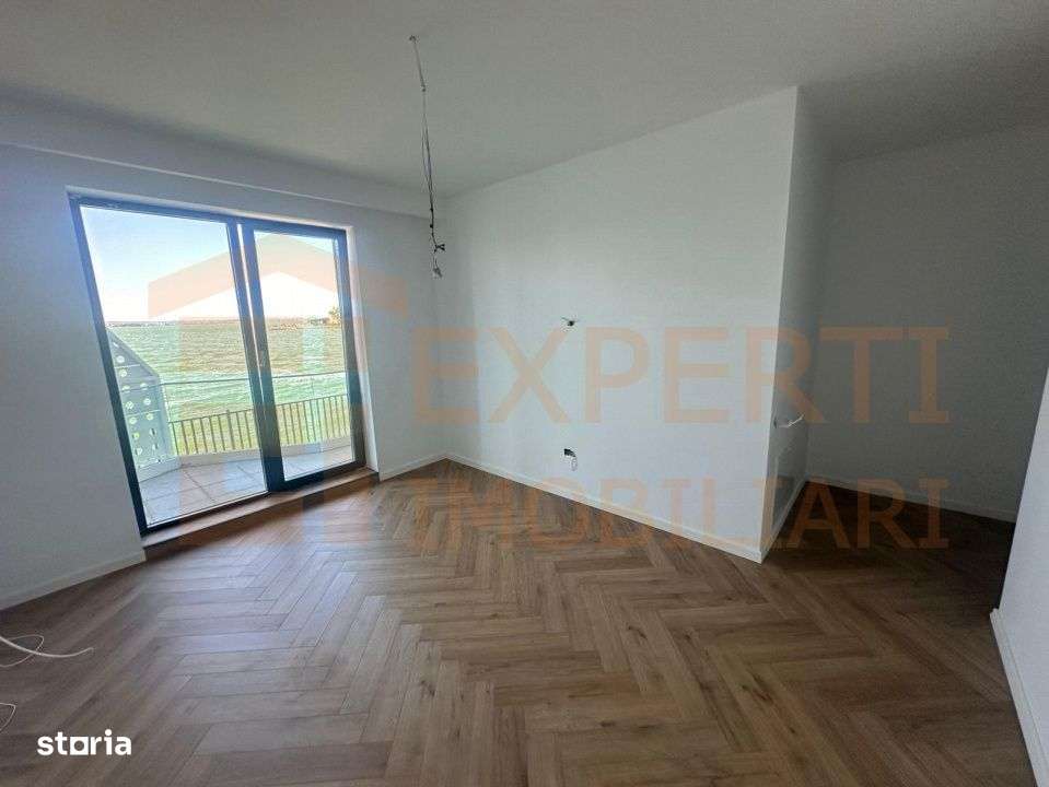 Apartament 3 camere Lake On Residence - vedere superba catre lac!-11