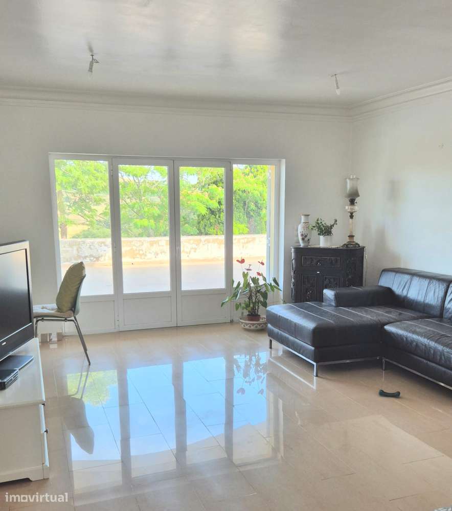 Moradia T5 em Bispeira, Sobral de Monte Agraço-33