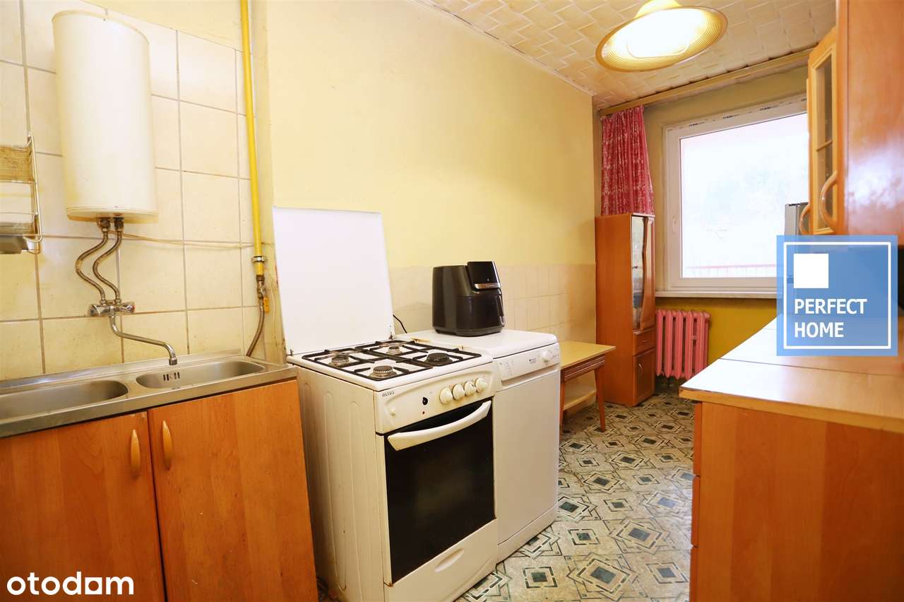 Trzypokojowe mieszkanie z balkonem-12