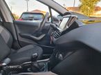 Peugeot 2008 1.6 BlueHDi Style - 33