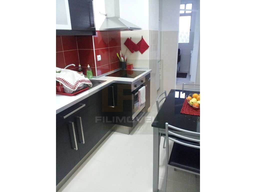 Quarto para arrendar em campolide - Grande imagem: 2/8