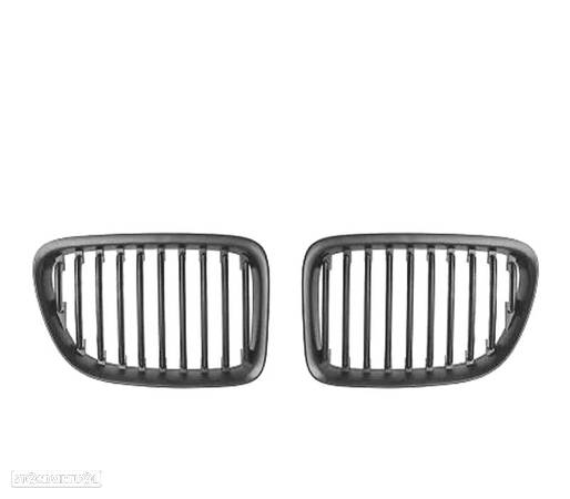 GRELHAS FRONTAIS PARA BMW X1 09+ PRETAS - 1