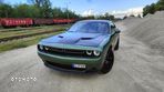 Dodge Challenger - 8