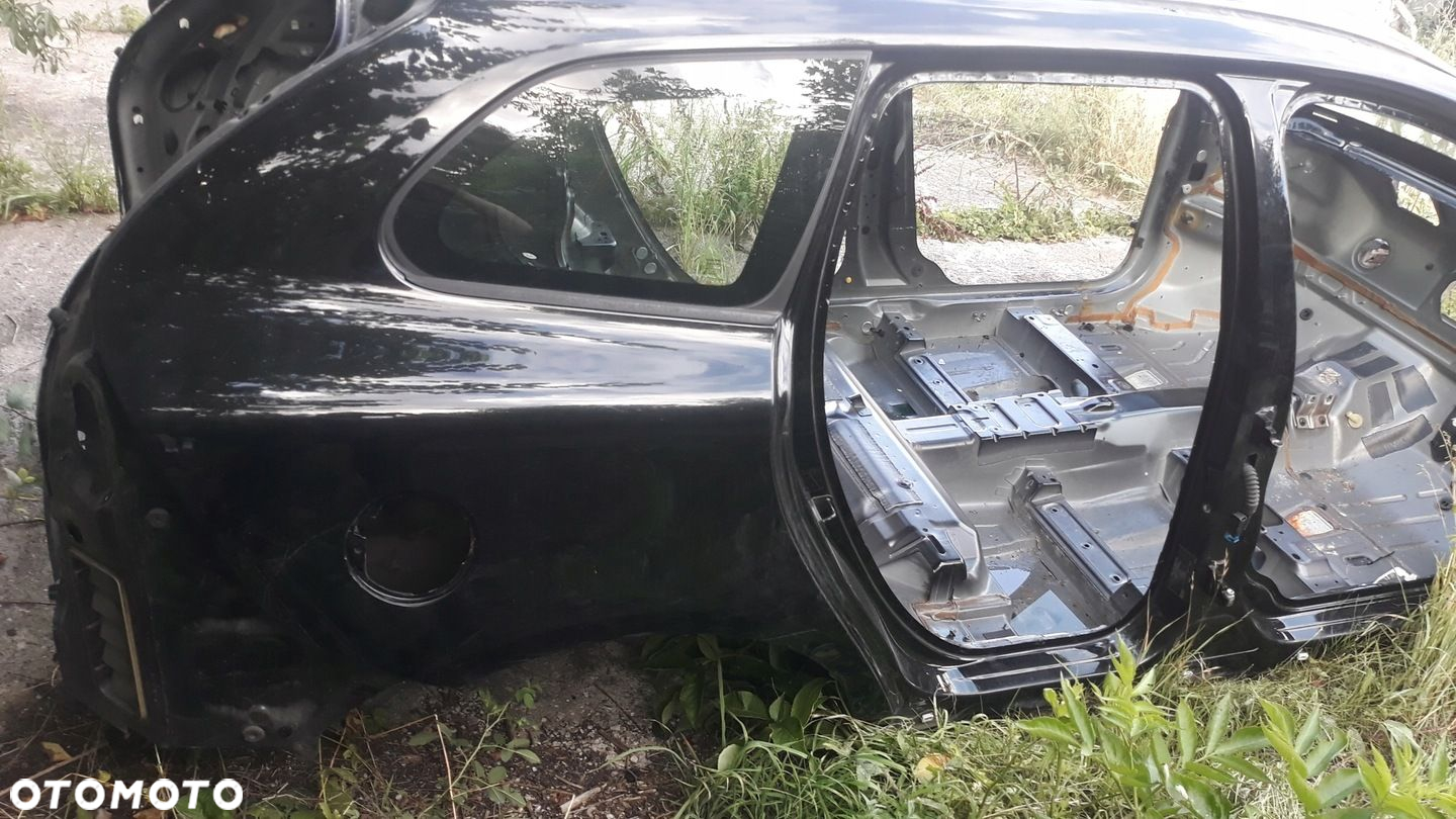 Ćwiartka tył tylna PRAWA VOLVO XC60 09- - 5