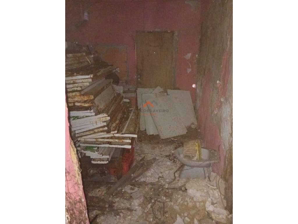 Moradia no centro de Esgueira - Venda - Grande imagem: 4/5