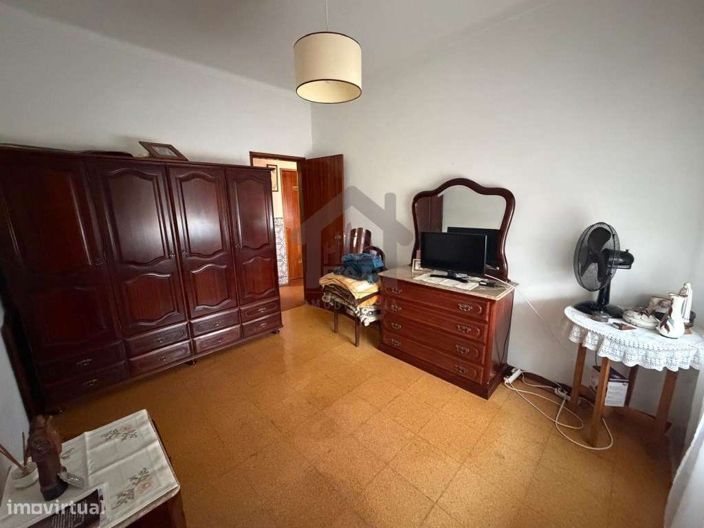 Excelente T3 Centro Samora Correia-11