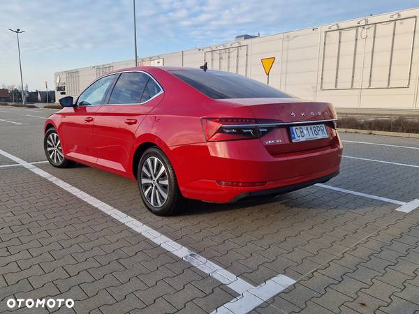 Skoda Superb 2.0 TDI Ambition DSG - 7