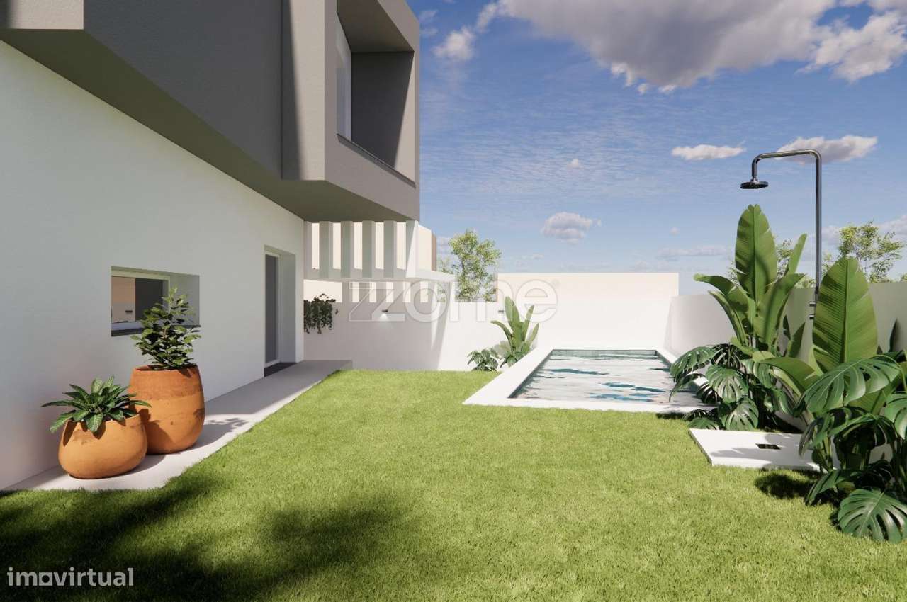 Moradia Nova com Piscina em São Domingos De Rana-4