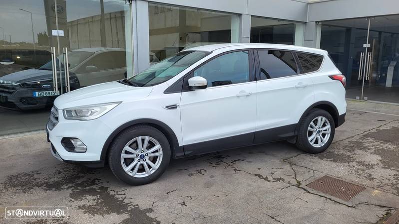 Ford Kuga 1.5 TDCi Titanium - 3