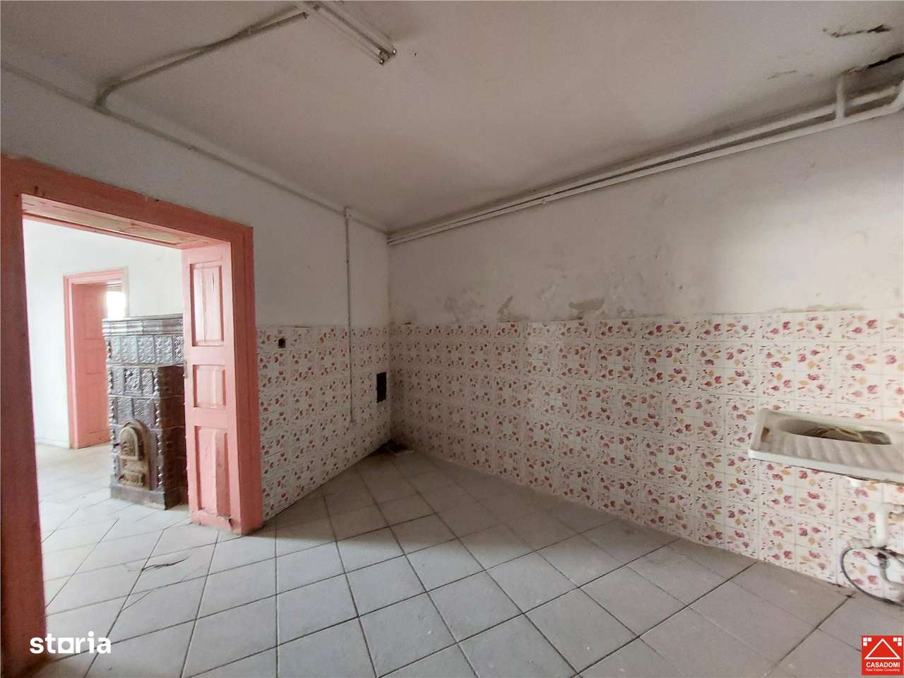 Casa cu spatiu comercial, zona Intim-12