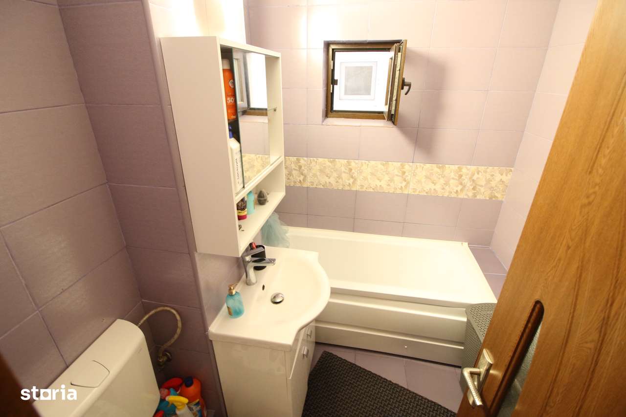 Ap. 3dec. Micro 17, etaj 3, renovat, mobilat si utilat-13