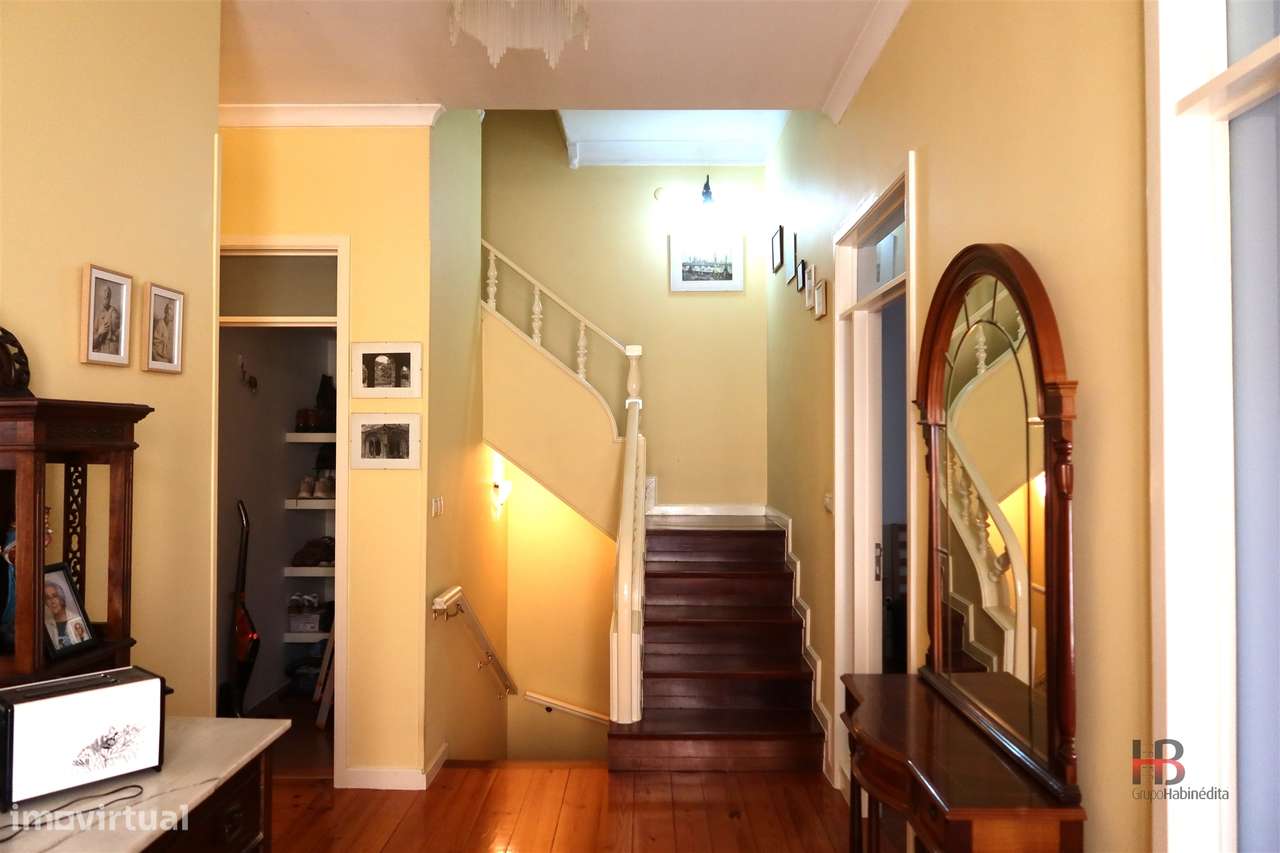 Oportunidade Única: Moradia T3 no Centro de Gondomar-9