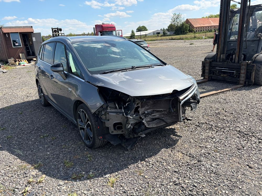 Opel Zafira C (2011-2019) 2.0 D (CDTI ecoFLEX) Start/Stop Edition 2018