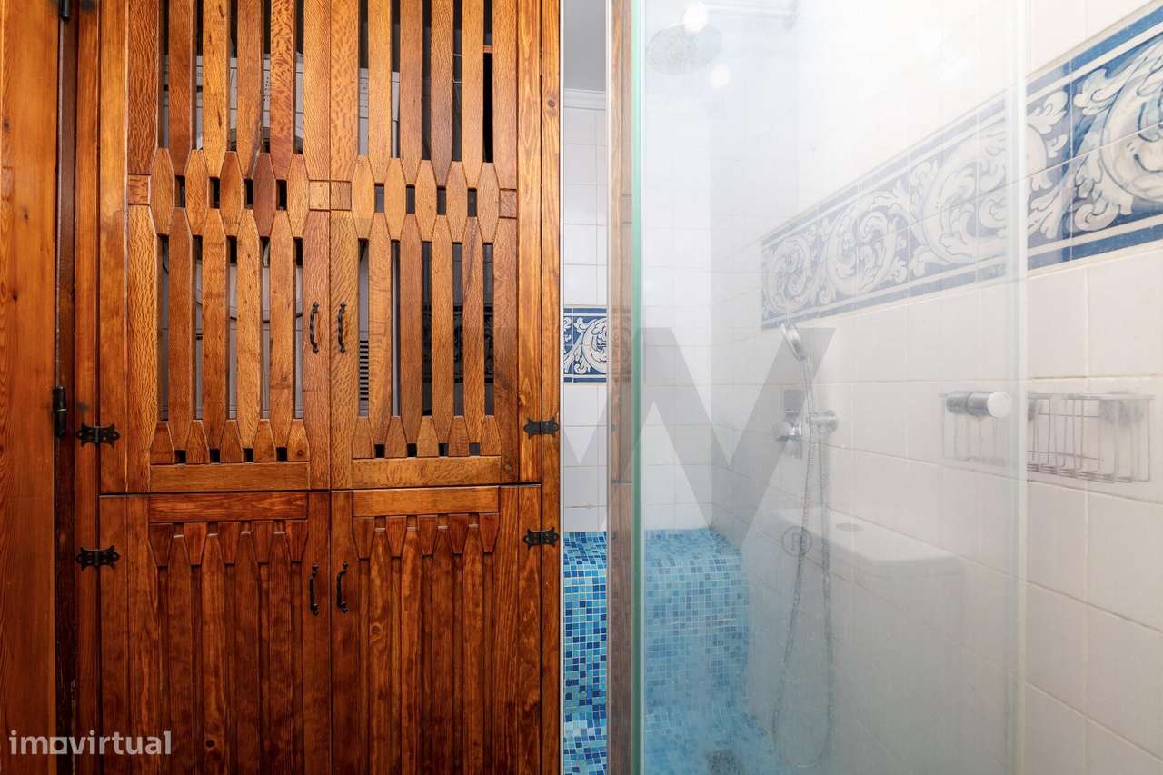 Apartamento no Edifício Copacabana | Estoril-12