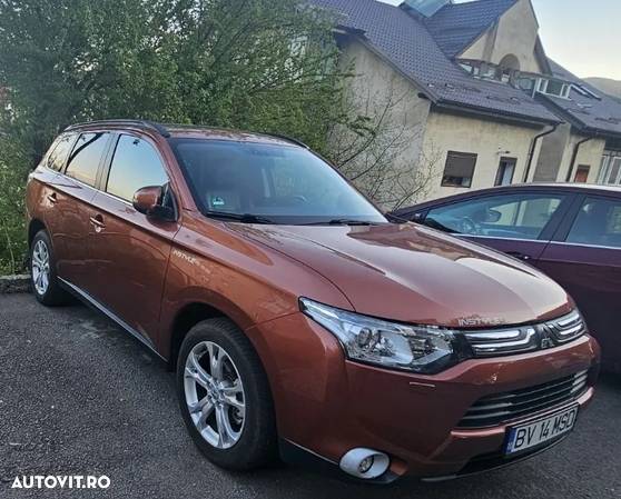 Mitsubishi Outlander 2.2 Litre DI-D AWD Instyle - 5