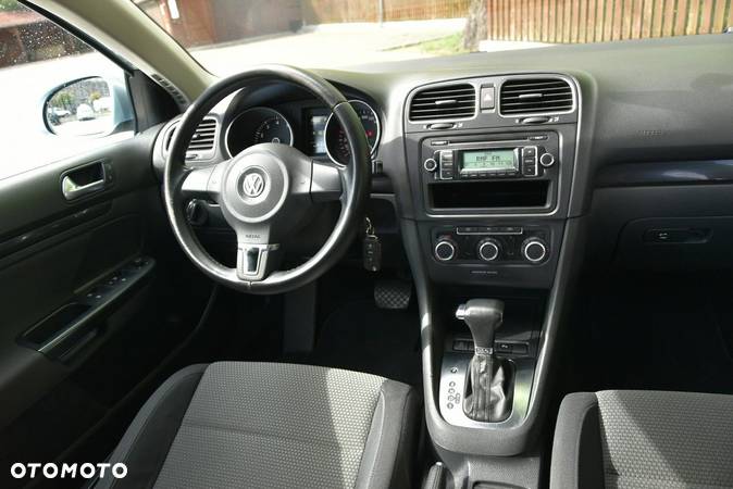 Volkswagen Golf 1.4 TSI DSG Comfortline - 8