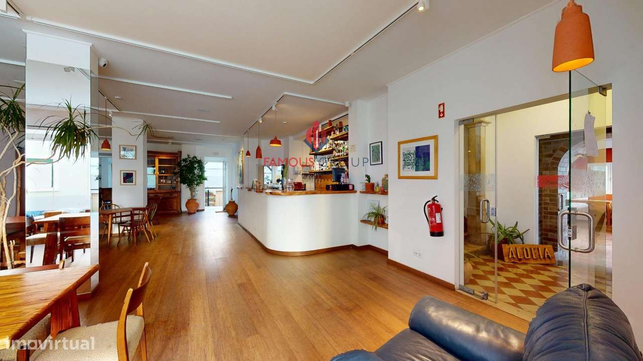 Prédio Histórico com Alojamento Local, Restauração e Espaço... - Grande imagem: 4/60