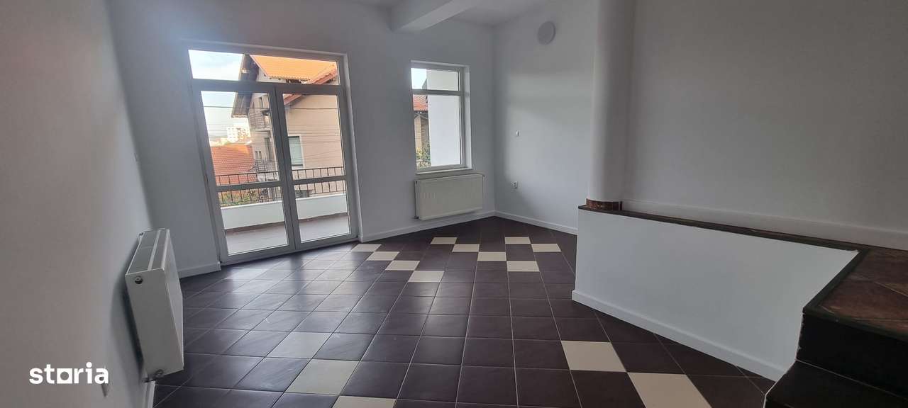 Inchiriez vila in Pitesti, pretabila clinica medicala, gradinita,after - Imagine principală: 5/19