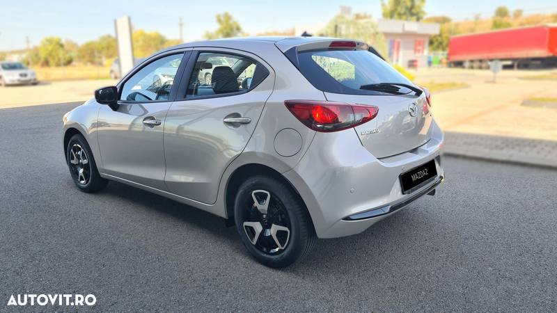 Mazda 2 e-SKYACTIV G 90 M HYBRID Center-Line - 8