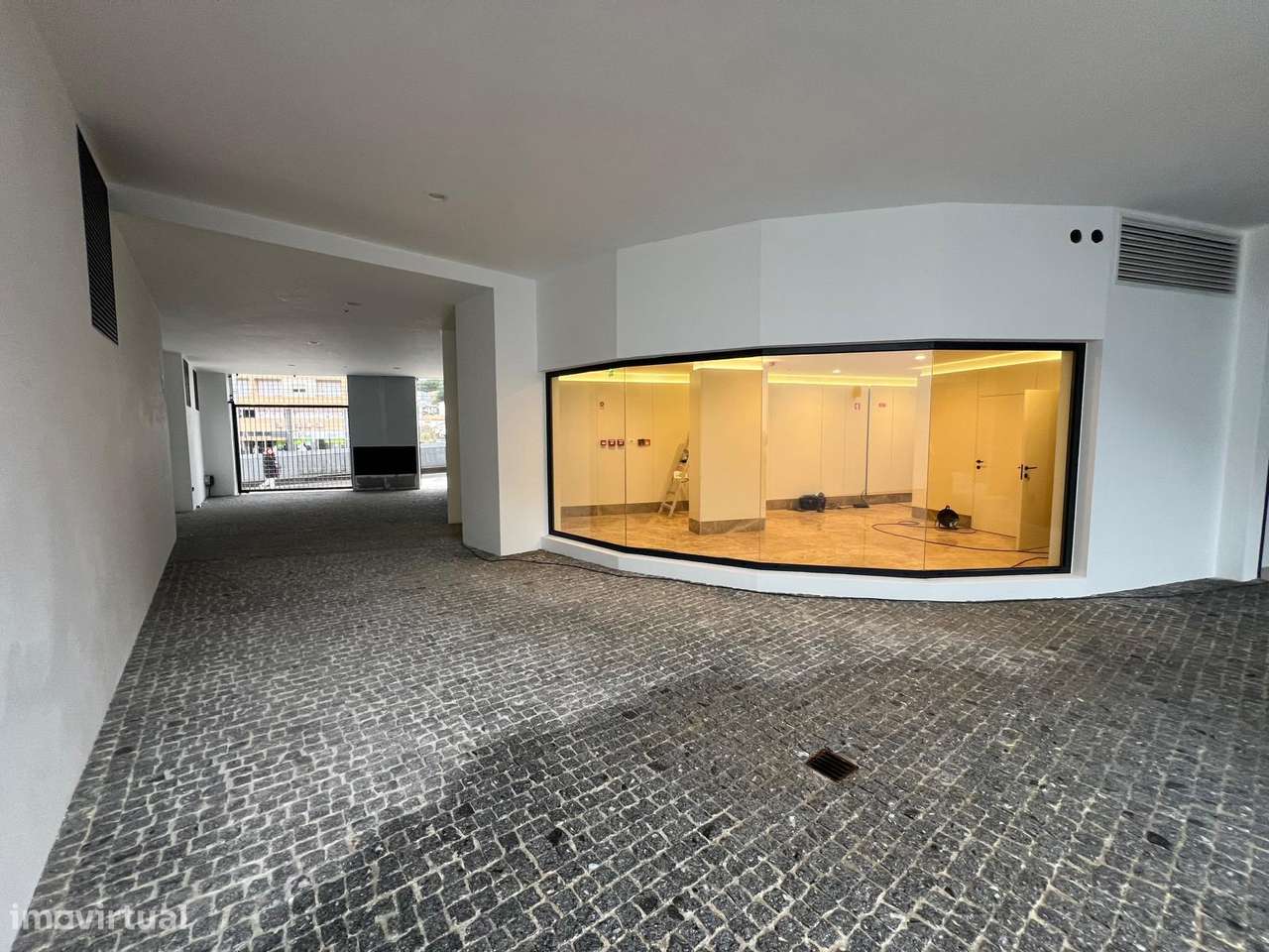 T2 Fabuloso Gaia Av.  República Metro S.  Ovídio Lugar  Garagem  Duplo-25