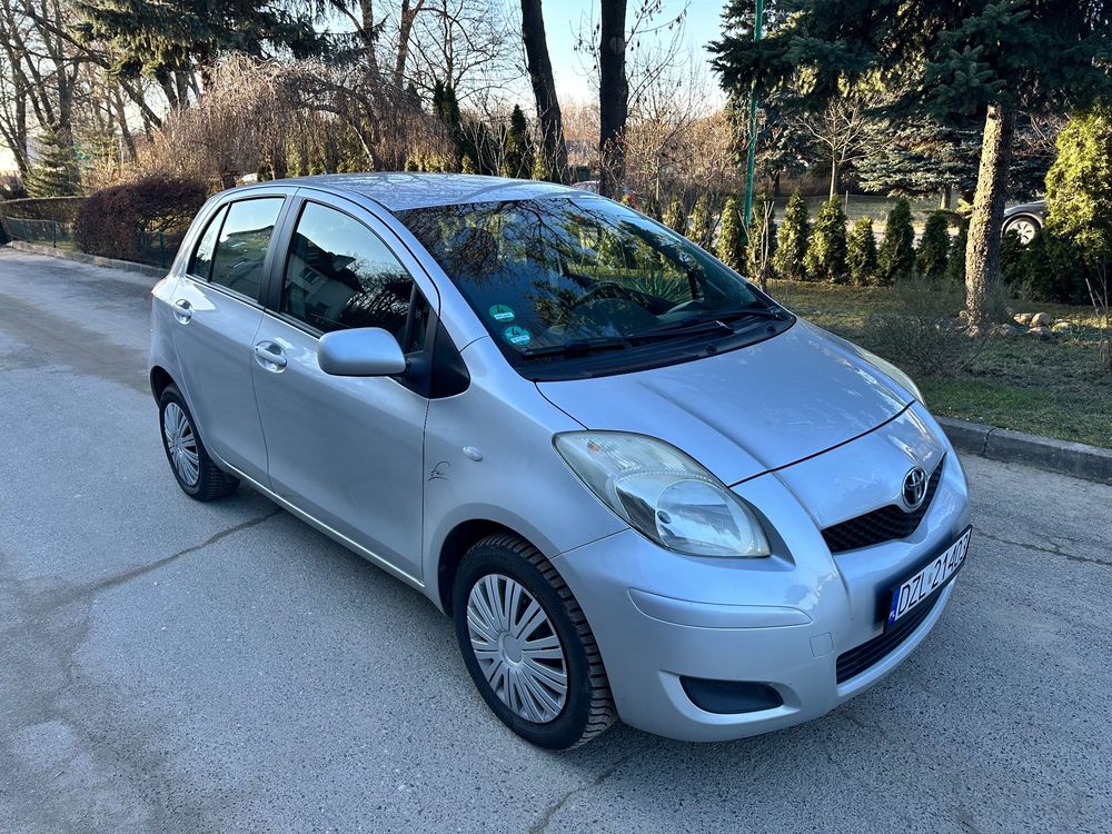 Toyota Yaris II 1.0 VVT-i Luna 2009