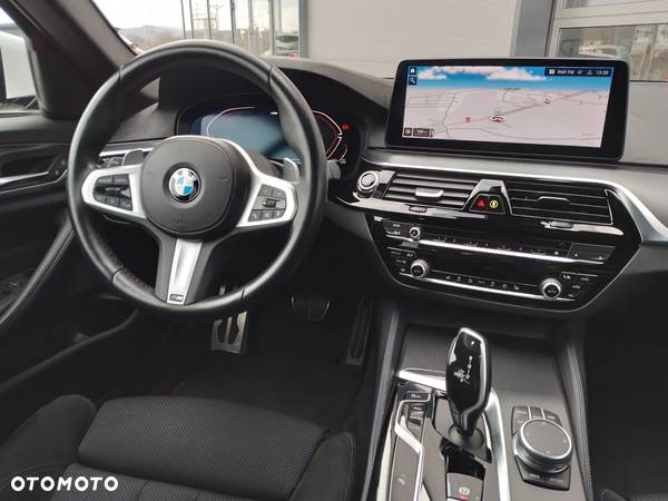 BMW Seria 5 520d xDrive M Sport sport - 20