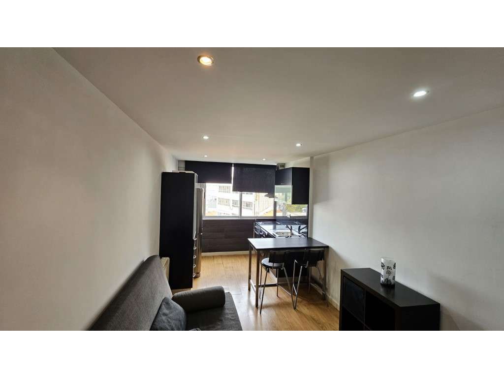 Apartamento T1 no Centro do PORTO - Excelente Oportunidade de Inves...-13