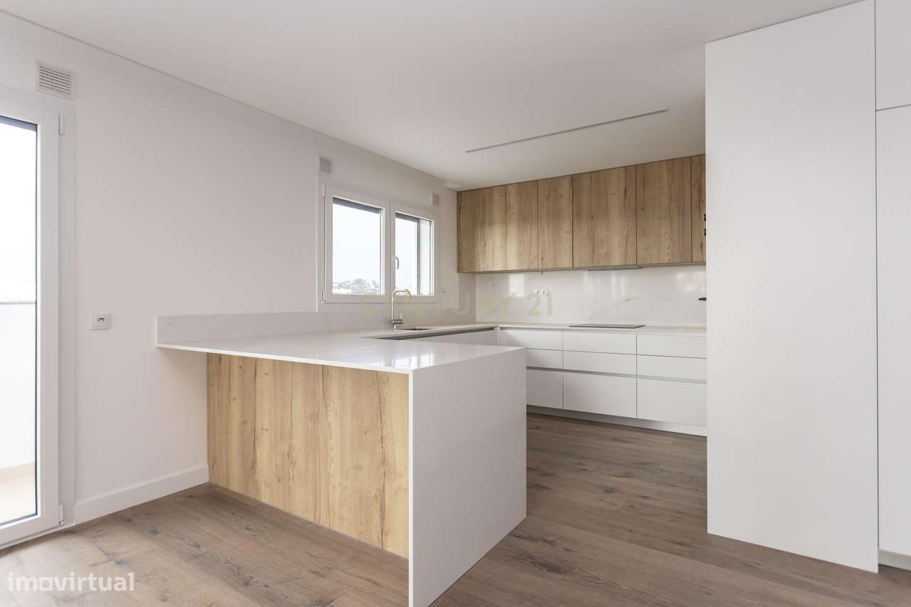 T3 de Luxo | 2.º Andar Direito | Varanda em L | Quinta do Desembargado-41