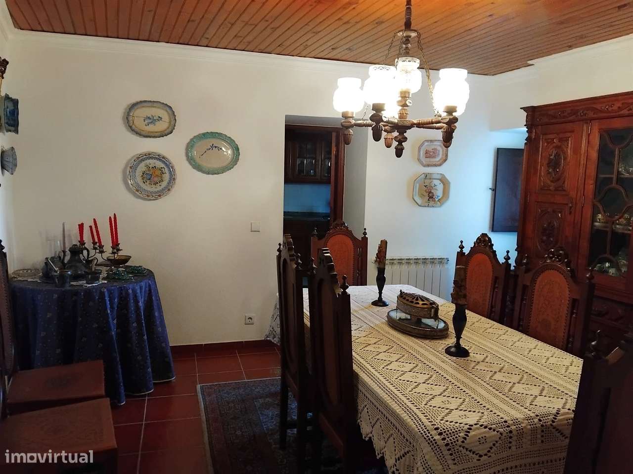 Moradia de Grande Dimensão com Potencial Habitacional, Turístico e de-2