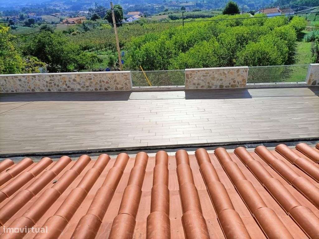 Moradia-T-8 com Terreno-Casal Jorge Dias-Alcobaça-Leiria-8